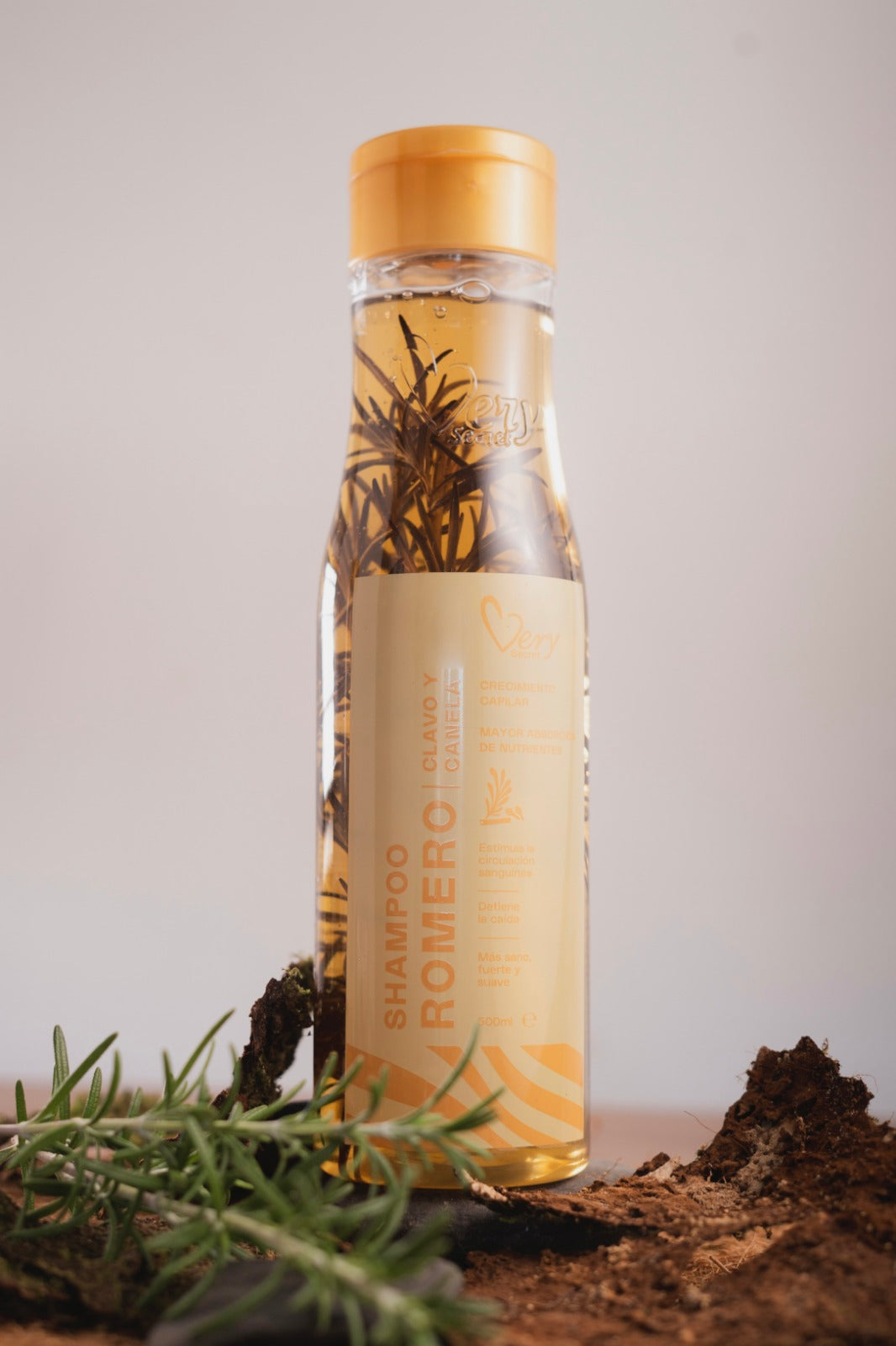 SHAMPOO DE ROMERO, CLAVOS Y CANELA