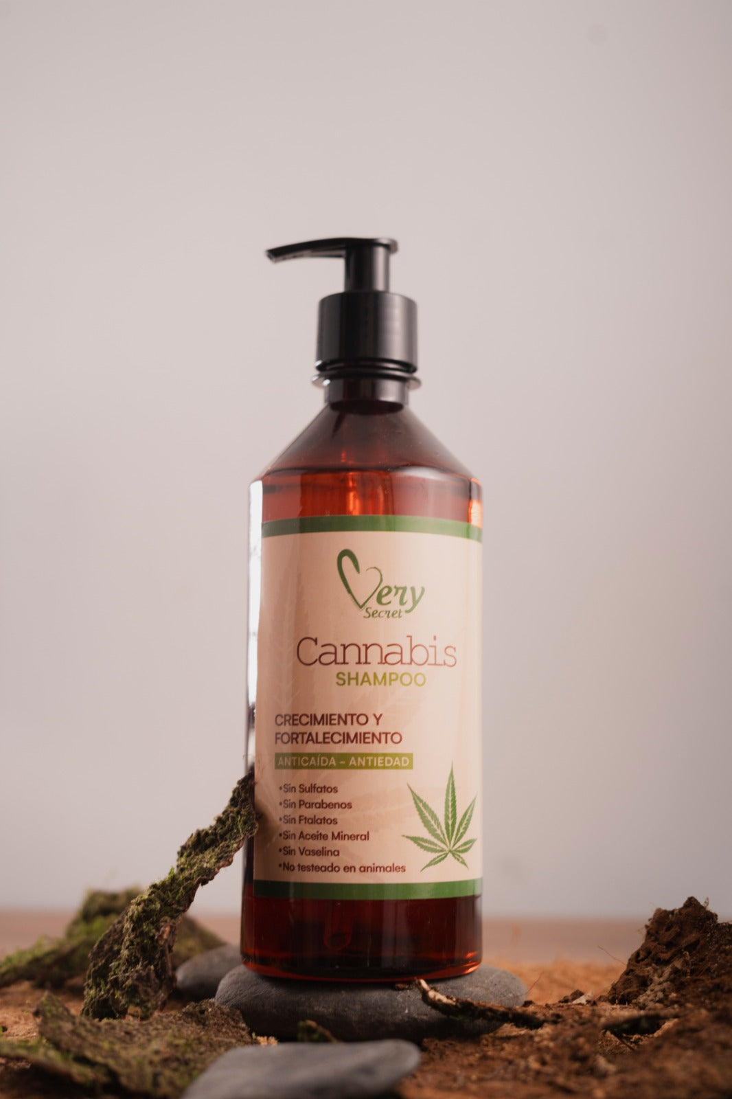 SHAMPOO CANNABIS PREMIUM 500 ML