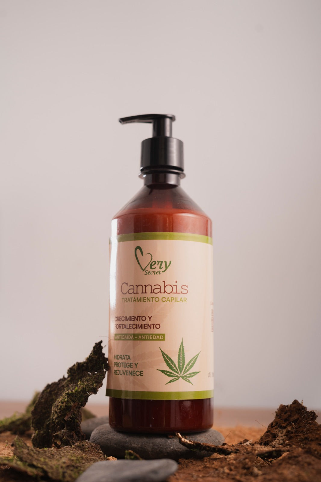 TRATAMIENTO CAPILAR CANNABIS PREMIUM 500 ML