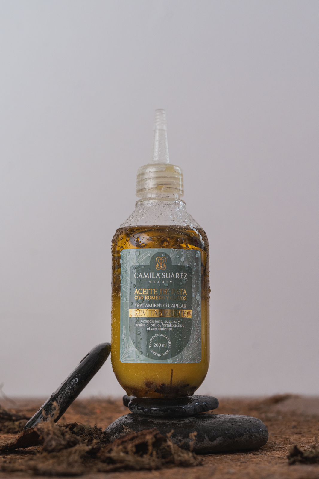 ACEITE DE PATA CON ROMERO Y CLAVOS